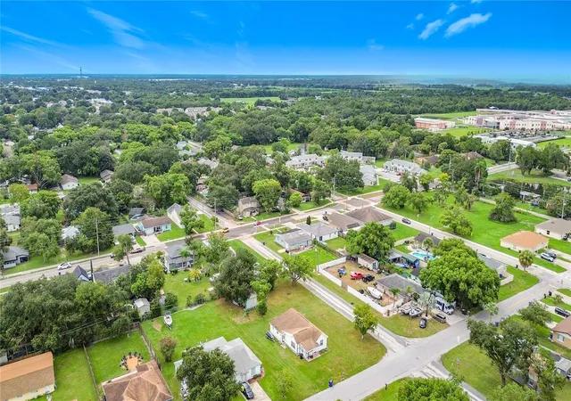 Photo 3 of Single family home for sale at 1519 Illinois Ave, Saint Cloud, FL 34769 | MLS# O6440528 | Listing updated on 2026-09-24
