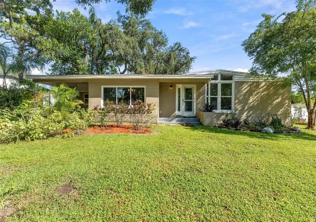 Photo 2 of Single family home for sale at 206 Linda Ave, TEMPLE TERRACE, FL 33617 | MLS# TB8547084 | Listing updated on 2026-10-28