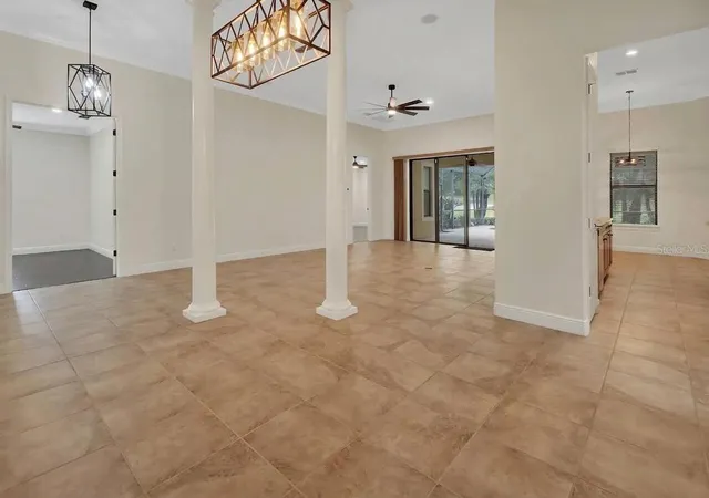 Photo 4 of Single family home for sale at 502 Victoria Hills Dr, Deland, FL 32724 | MLS# V4951199 | Listing updated on 2026-10-09