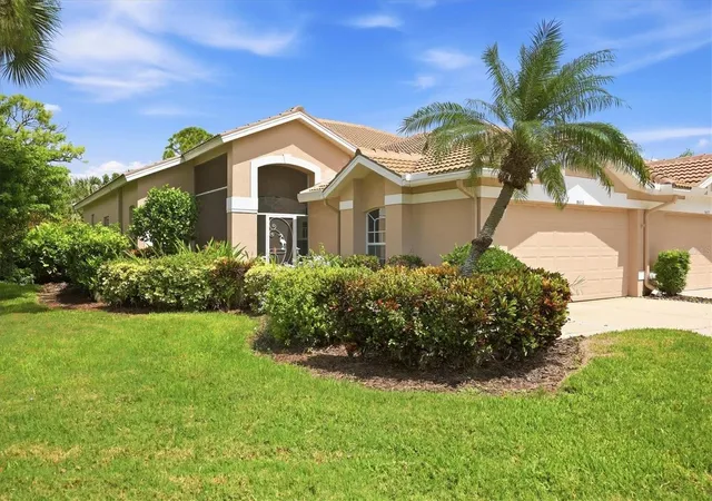 Photo 1 of Single family home for sale at 9413 Forest Hills Cir, Sarasota, FL 34238 | MLS# A4705627 | Listing updated on 2026-10-04