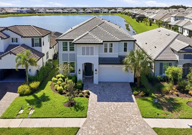 Photo 1 of Single family home for sale at 17539 Savory Mist Cir, Lakewood Ranch, FL 34211 | MLS# A4705630 | Listing updated on 2026-10-03