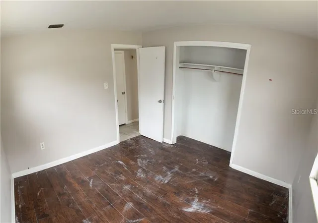 Photo 3 of Single family home for sale at 5015 Keith Pl, Orlando, FL 32808 | MLS# S5157264 | Listing updated on 2026-09-12