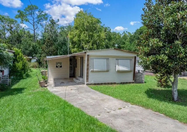 Photo 1 of Manufactured home for sale at 13337 Woodland Dr, Astatula, FL 34705 | MLS# G5117588 | Listing updated on 2026-09-12
