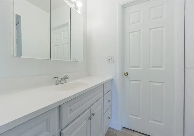 Listing Photo 2 - Condo for sale in building located at 4595 Chancellor St Ne, St. Petersburg, FL 33703 - Unit #109