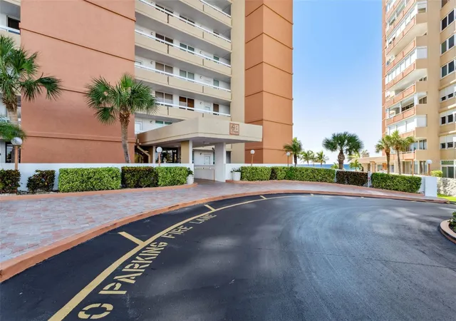 Photo 1 of Condo for sale at 17900 Gulf Blvd #6C, Redington Shores, FL 33708 | MLS# TB8547116 | Listing updated on 2026-09-12