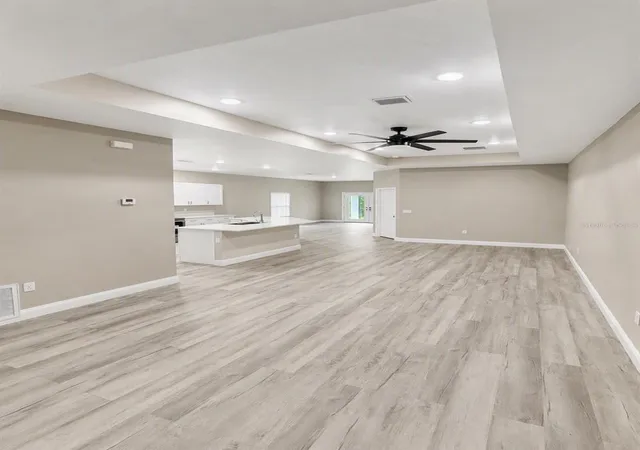 Photo 4 of Single family home for sale at 1214 Crescent St, Sanford, FL 32771 | MLS# O6440563 | Listing updated on 2026-09-12