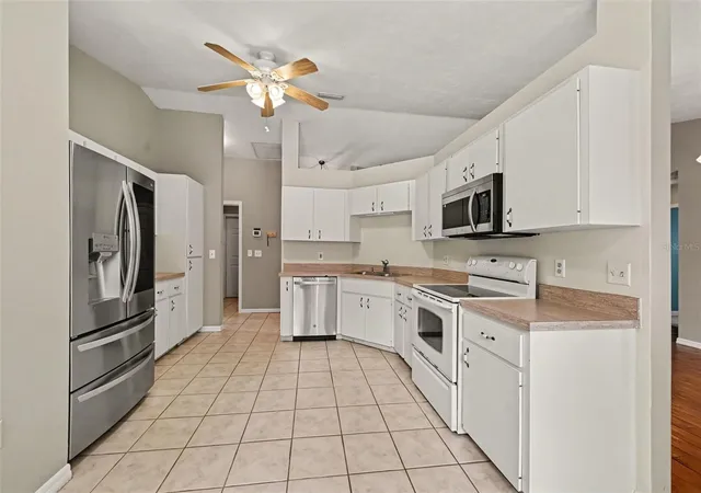 Photo 2 of Single family home for sale at 5110 Nw 24th Drive, Gainesville, FL 32605 | MLS# GC543395 | Listing updated on 2026-10-04