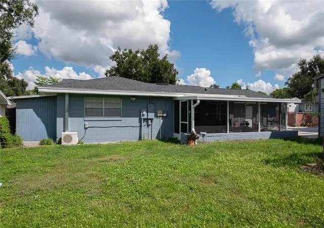 Photo 24 of Single family home for sale at 101 Sandburg Ln, WINTER HAVEN, FL 33884 | MLS# L4964941 | Listing updated on 2026-10-02
