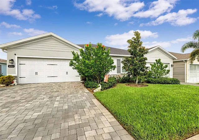 Photo 4 of House for sale at 16363 Coconut Palm Dr, Port Charlotte, FL 33953 | MLS# C7530568 | Listing updated on 2026-09-15