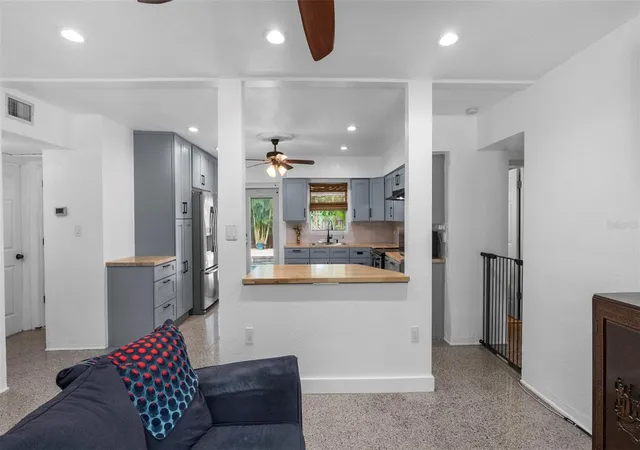 Photo 4 of Single family home for sale at 3334 70th Way N, Saint Petersburg, FL 33710 | MLS# TB8547140 | Listing updated on 2026-10-27