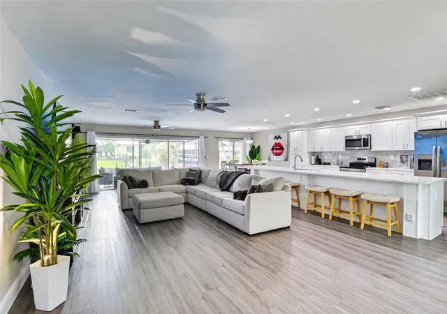 Photo 3 of Single family home for sale at 5349 Cobalt Ct, Cape Coral, FL 33904 | MLS# C7530570 | Listing updated on 2026-10-08