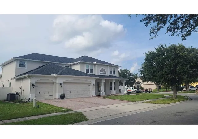 Photo 2 of Single family home for sale at 4361 Fox Glen Loop, Kissimmee, FL 34746 | MLS# S5157281 | Listing updated on 2026-09-14
