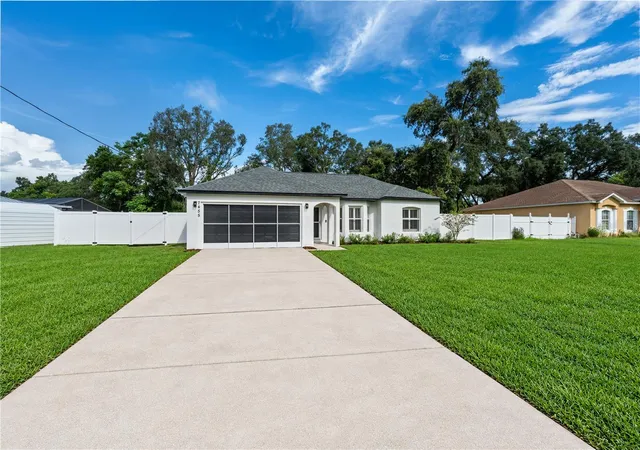 Photo 2 of Single family home for sale at 7455 Gates Cir, Spring Hill, FL 34606 | MLS# TB8547149 | Listing updated on 2026-09-12