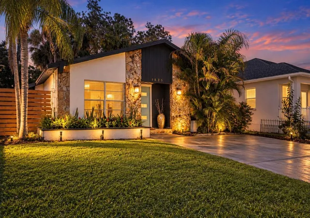 Photo 1 of Single family home for sale at 1825 E Eskimo Ave, Tampa, FL 33604 | MLS# TB8547151 | Listing updated on 2026-10-08