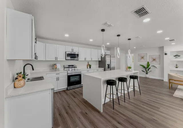Photo 3 of Single family home for sale at 2 Blaine Tree Pl, Palm Coast, FL 32137 | MLS# O6440589 | Listing updated on 2026-10-15