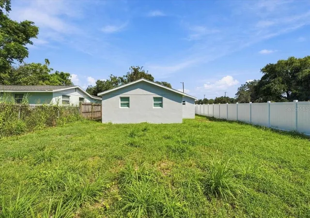 Photo 34 of Single family home for sale at 2919 E 19th Avenue, TAMPA, FL 33605 | MLS# TB8547156 | Listing updated on 2026-10-12