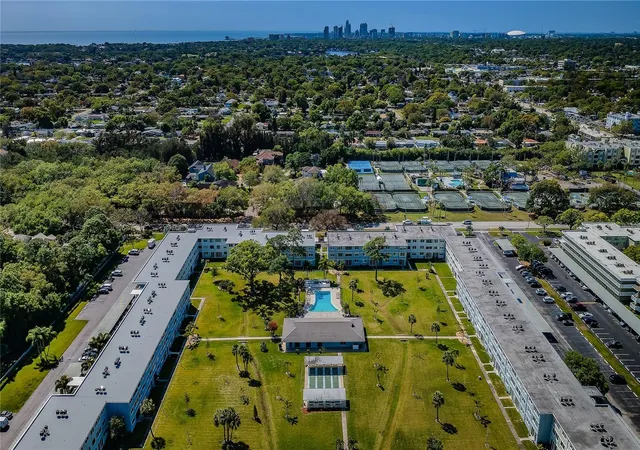 Photo 40 of Condo for sale at 4715 Bay St Ne #127, Saint Petersburg, FL 33703 | MLS# TB8547165 | Listing updated on 2026-09-12