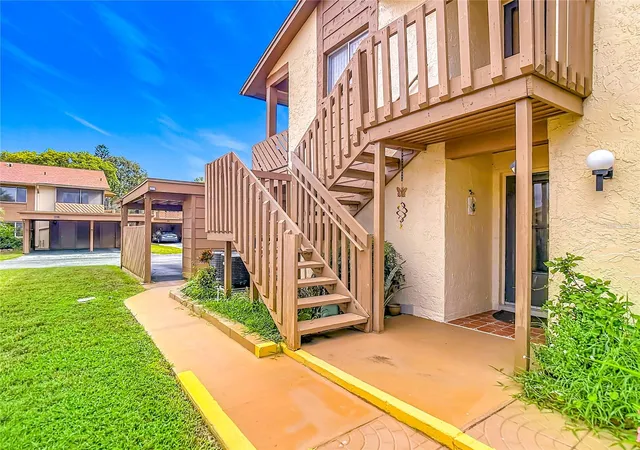 Photo 2 of Condo for sale at 4448 Chart Ct #5-C, New Port Richey, FL 34652 | MLS# L4964943 | Listing updated on 2026-10-01