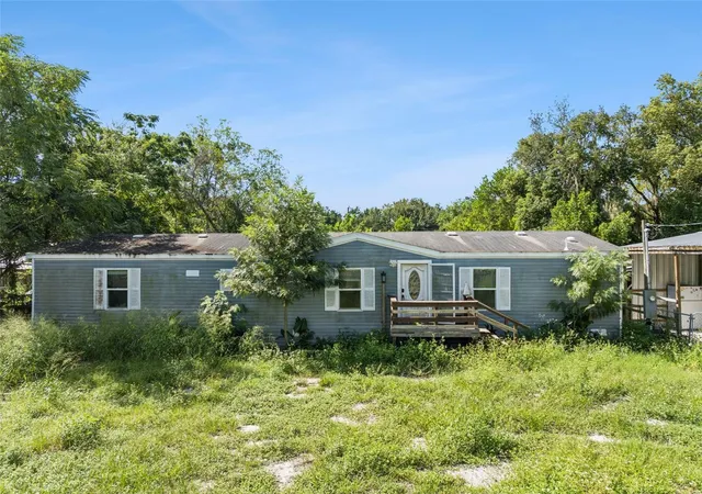 Photo 2 of Manufactured home for sale at 11600 Rancho Dr, Leesburg, FL 34788 | MLS# G5117596 | Listing updated on 2026-10-10