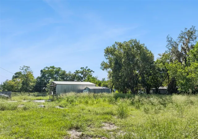 Photo 4 of Manufactured home for sale at 11600 Rancho Dr, Leesburg, FL 34788 | MLS# G5117596 | Listing updated on 2026-10-10