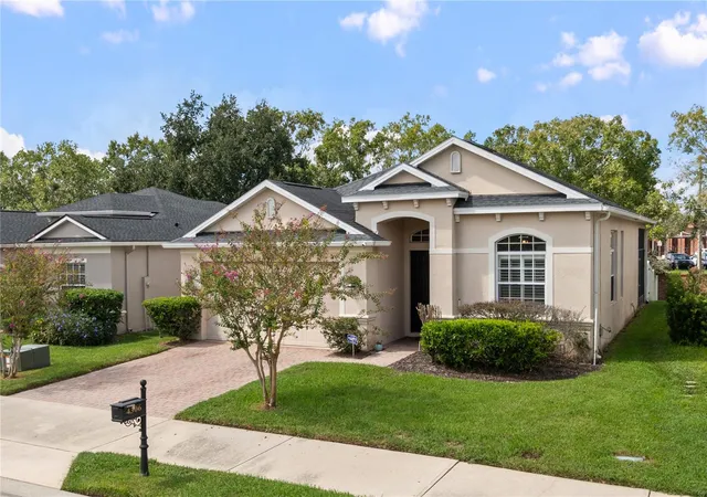 Photo 2 of Single family home for sale at 4306 Heirloom Rose Pl, Oviedo, FL 32766 | MLS# O6440605 | Listing updated on 2026-09-28