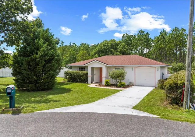 Single family home for sale at 8 Pecan Dr Run, OCALA, FL 34472 | MLS# OM732005