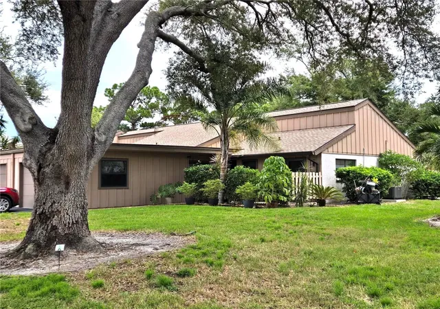Photo 1 of Single family home for sale at 5699 Westwind Ln, Sarasota, FL 34231 | MLS# A4705667 | Listing updated on 2026-09-14