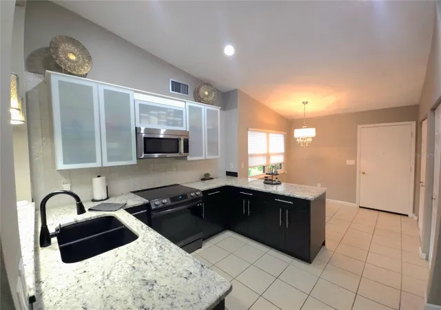 Photo 3 of House for sale at 5699 Westwind Ln, Sarasota, FL 34231 | MLS# A4705667 | Listing updated on 2026-09-14