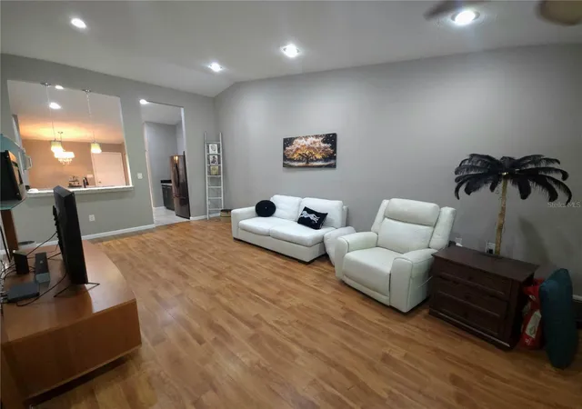 Photo 4 of House for sale at 5699 Westwind Ln, Sarasota, FL 34231 | MLS# A4705667 | Listing updated on 2026-09-14