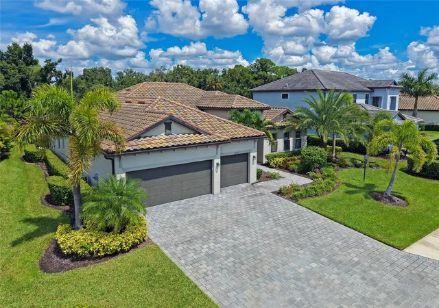 Single family home for sale at 16203 Tradewind Ter, Bradenton, FL 34211 | MLS# A4705671