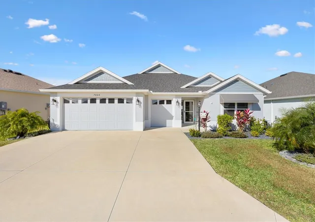 Photo 1 of Single family home for sale at 7004 Minchew Cir, The Villages, FL 34762 | MLS# G5117599 | Listing updated on 2026-10-06