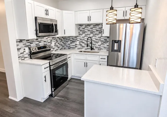 Photo 1 of Single family home for sale at 3942 Wells St N, Orlando, FL 32805 | MLS# S5157295 | Listing updated on 2026-10-09