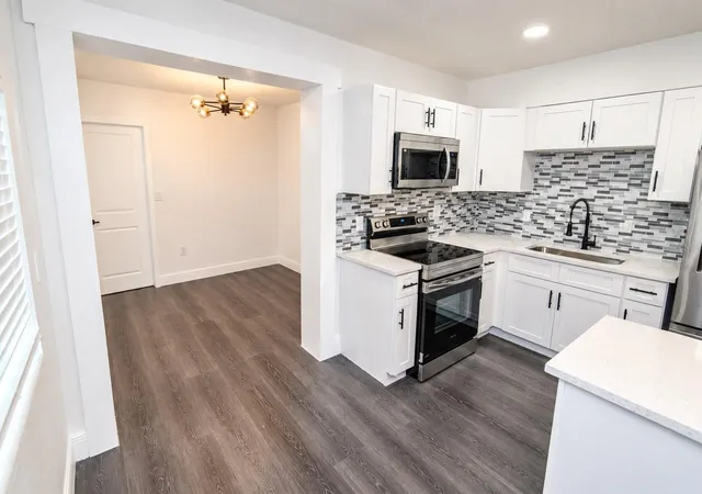 Photo 2 of Single family home for sale at 3942 Wells St N, Orlando, FL 32805 | MLS# S5157295 | Listing updated on 2026-10-09