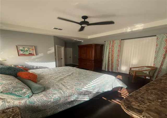 Photo 3 of House for sale at 9140 Alexandria Dr, Weeki Wachee, FL 34613 | MLS# W7889376 | Listing updated on 2026-09-13