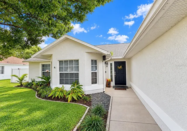 Photo 3 of Single family home for sale at 4206 Lavender Way, Saint Cloud, FL 34772 | MLS# O6440654 | Listing updated on 2026-09-25