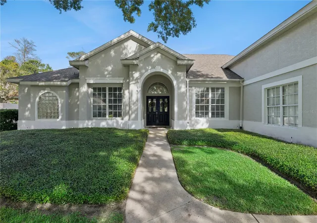Photo 3 of Single family home for sale at 9041 Laurel Ridge Dr, Mount Dora, FL 32757 | MLS# O6440658 | Listing updated on 2026-10-04