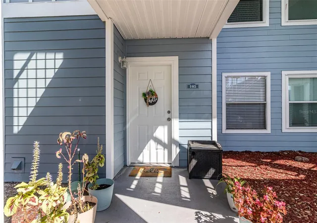 Photo 3 of Condo for sale at 729 Secret Harbor Ln #105, Lake Mary, FL 32746 | MLS# O6440661 | Listing updated on 2026-09-13