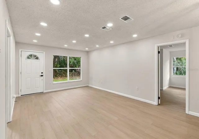 Photo 4 of Single family home for sale at 349 3rd Street, Geneva, FL 32732 | MLS# O6440668 | Listing updated on 2026-09-20