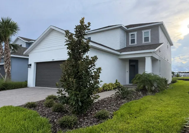 Photo 2 of Single family home for sale at 1014 Top Minnow Rd, Saint Cloud, FL 34771 | MLS# S5157301 | Listing updated on 2026-09-14