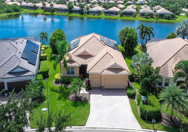 Photo 1 of Single family home for sale at 415 Grand Preserve Cvs, Bradenton, FL 34212 | MLS# A4705677 | Listing updated on 2026-09-23