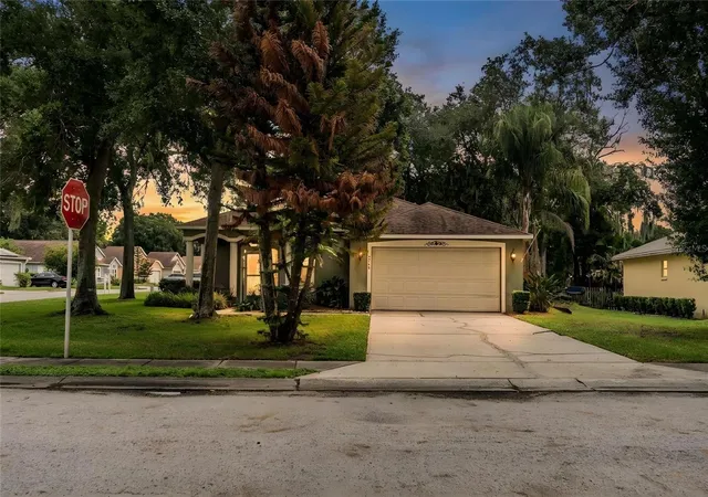 Photo 2 of Single family home for sale at 2746 Sundance Cir, Mulberry, FL 33860 | MLS# L4964950 | Listing updated on 2026-10-06