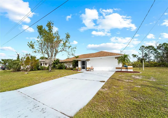 Photo 2 of Single family home for sale at 11 Pinehurst Rd, Rotonda West, FL 33947 | MLS# C7530578 | Listing updated on 2026-09-22
