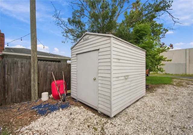 Photo 4 of House for sale at 2501 57th Place N, Saint Petersburg, FL 33714 | MLS# TB8547260 | Listing updated on 2026-10-20