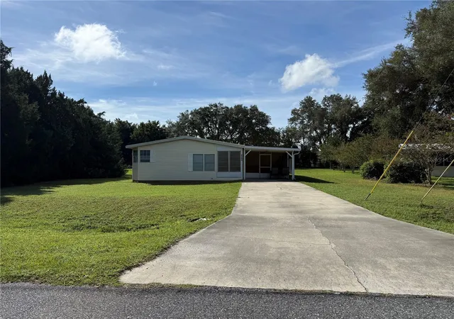 Manufactured home for sale at 8285 County Rd 109b, LADY LAKE, FL 32159 | MLS# G5117606