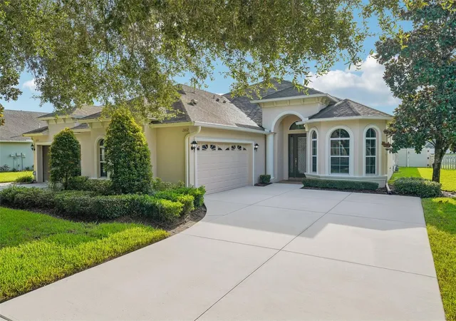 Photo 1 of Single family home for sale at 2812 Devonoak Blvd, Land O Lakes, FL 34638 | MLS# TB8547263 | Listing updated on 2026-09-30