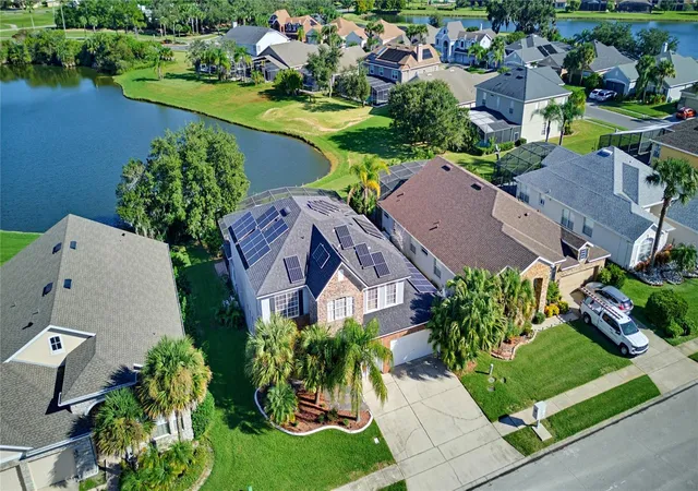 Photo 3 of Single family home for sale at 2107 N Dr Way, Kissimmee, FL 34746 | MLS# S5157305 | Listing updated on 2026-10-27