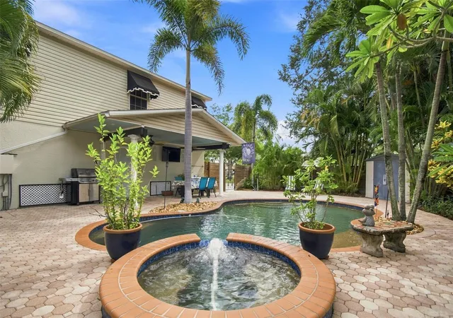 Photo 1 of Single family home for sale at 786 59th Avenue NE, Saint Petersburg, FL 33703 | MLS# TB8547266 | Listing updated on 2026-09-22