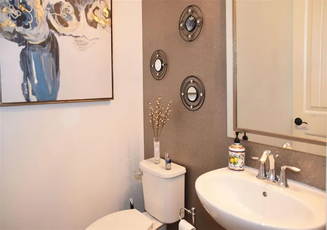 Photo 4 of Townhouse for sale at 5233 Blossom Cvs, Bradenton, FL 34211 | MLS# A4705684 | Listing updated on 2026-09-19