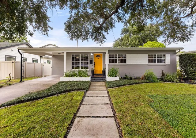 Single family home for sale at 3105 Pickfair St, ORLANDO, FL 32803 | MLS# O6440693