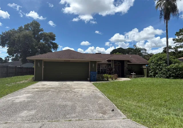 Photo 3 of Single family home for sale at 12300 Ronald St, Spring Hill, FL 34609 | MLS# W7889384 | Listing updated on 2026-10-05